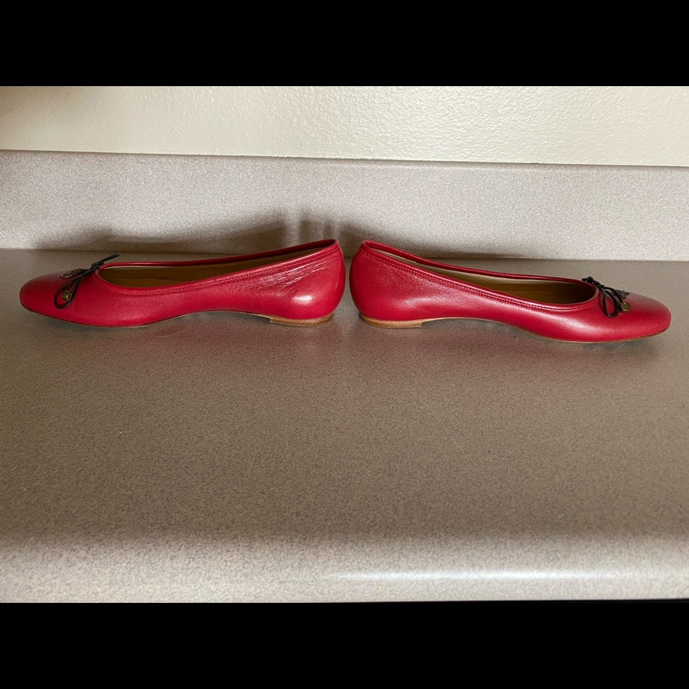 NEW BURBERRY Leather Flats - Picture 3 of 7